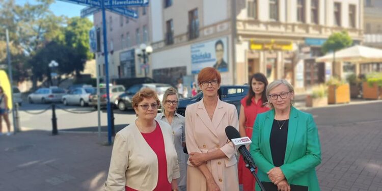 E.Rafalska do działaczek PO: Jesteście zwykłe naciągaczki