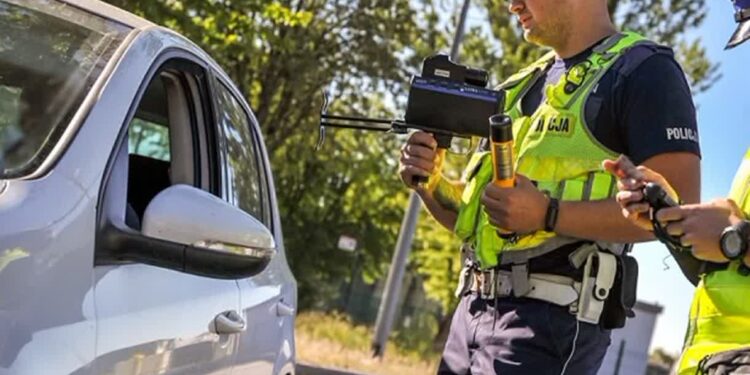 Wakacyjne powroty pod okiem policji