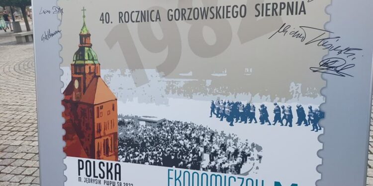 Poczta Polska wydała specjalny znaczek okolicznościowy