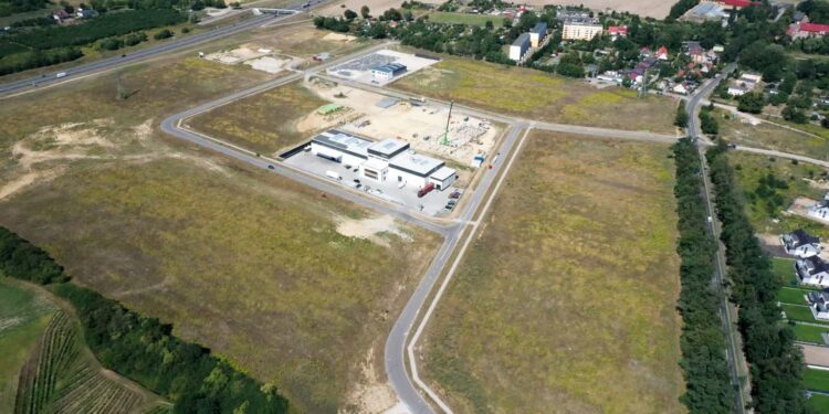 Kolejna działka przy Miłej sprzedana. Co na niej powstanie?