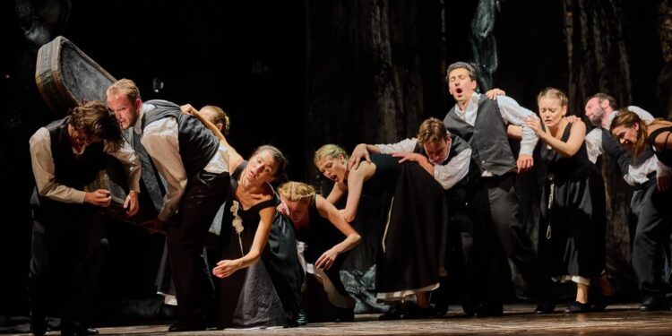 Premiera spektaklu „Papusza znaczy lalka”