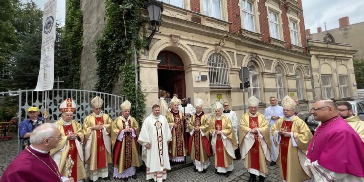 Spotkanie z biskupem Adrianem Putem