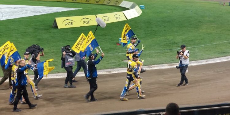 Kibice Stali rozgoryczeni skromną pulą biletów na mecz w Lublinie