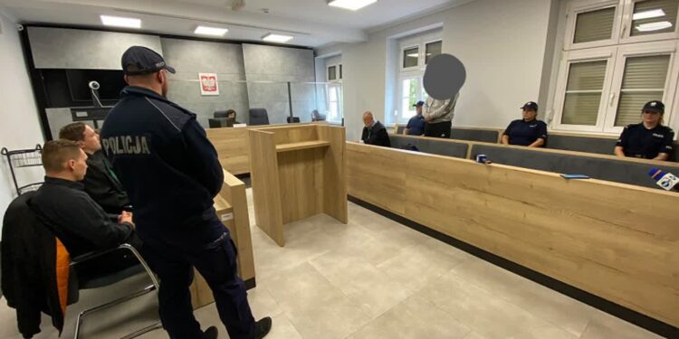 Krystianowi K. grozi 12 lat więzienia. Dziś odbyła się pierwsza rozprawa