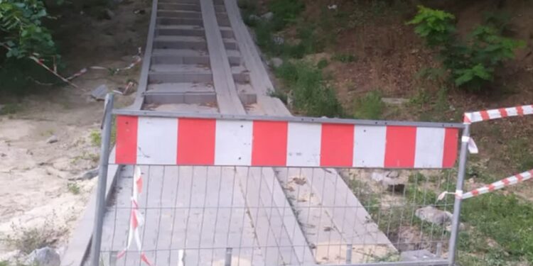 Kto zapłaci za ponowną przebudowę schodów?