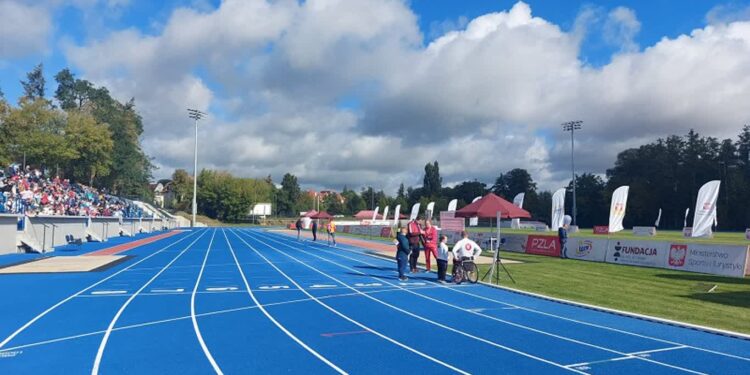 Stadion lekkoatletyczny oficjalnie otwarty