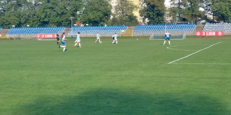 Wysokie zwycięstwo piłkarek TKKF Stilon