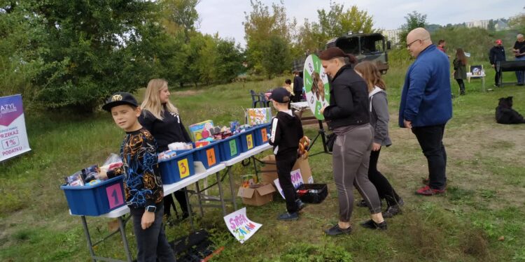 Festyn dla zwierząt na pożegnanie lata !