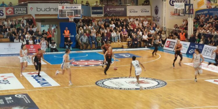 Mistrzynie horrorów pokonały mistrzynie Polski!