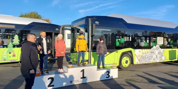Nowoczesne, ekologiczne i niepowtarzalne. Elektryczne Solarisy wkrótce na ulicach Gorzowa.