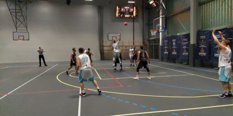 Druga porażka Kangoorów