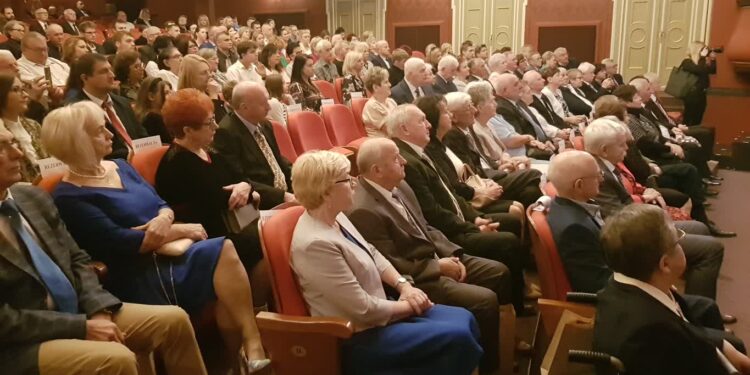 Gorzowskie pary otrzymały medale za długoletnie pożycie małżeńskie.