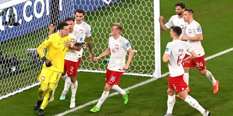 PAP/EPA/Georgi Licovski