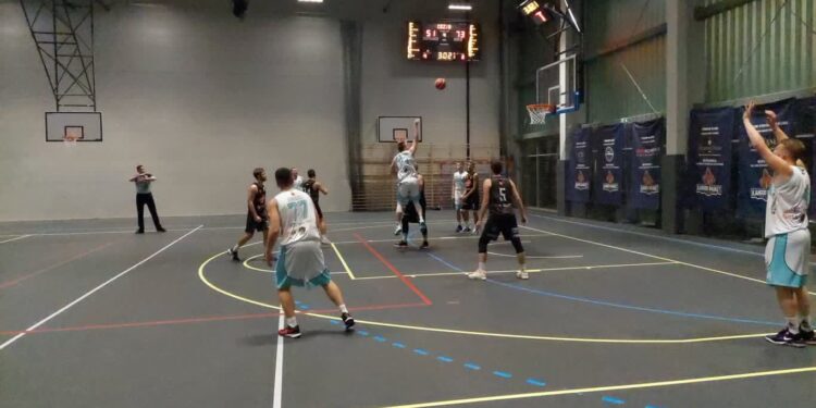 „Kangury” bez szans z katowiczanami