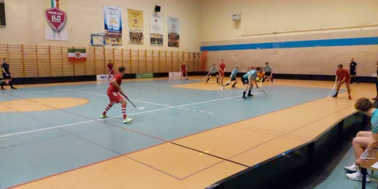 Ostatnia Prosta: koszykówka, unihokej, pływanie