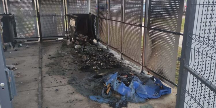 Znów płonęły śmietniki na Górczynie (ZDJĘCIA)