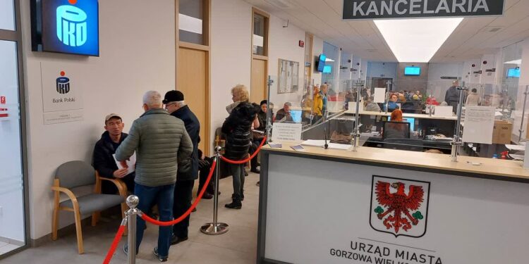 W urzędzie kolejka, czas na podatki