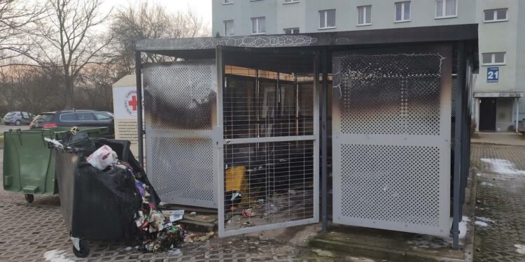 Straty liczone w dziesiątkach tysięcy