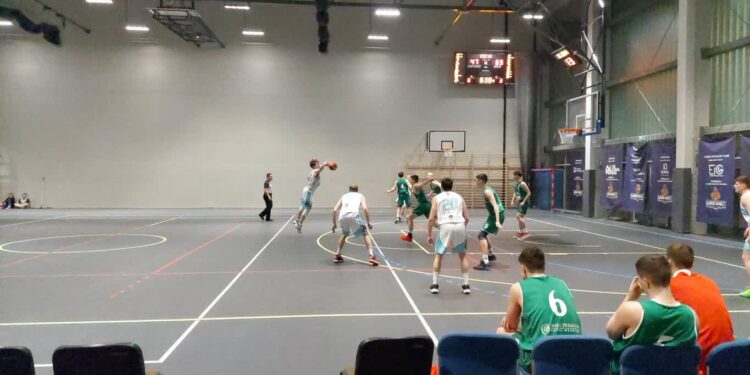 Nieskuteczna pogoń Kangoorów