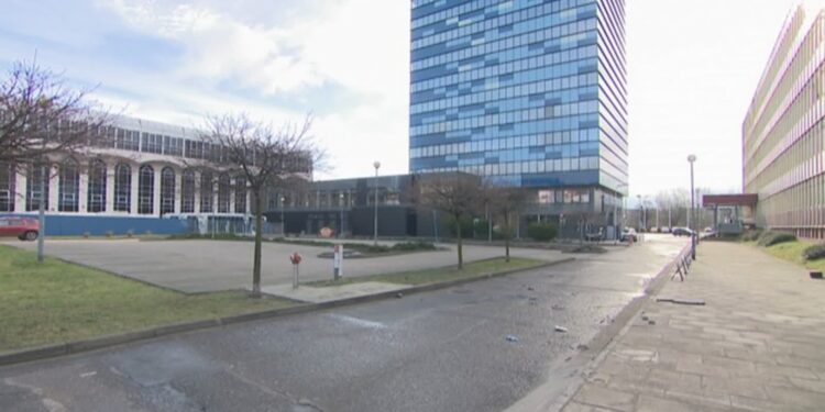 Co z parkingiem przy urzędzie wojewódzkim? Przetarg unieważniono