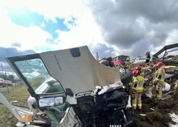 Wypadek w okolicach Deszczna. Są utrudnienia