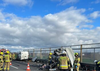 Policja szuka świadków wypadku na S3 z 27.03