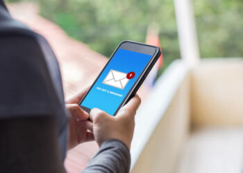 GUS ostrzega przed mailami z wirusem