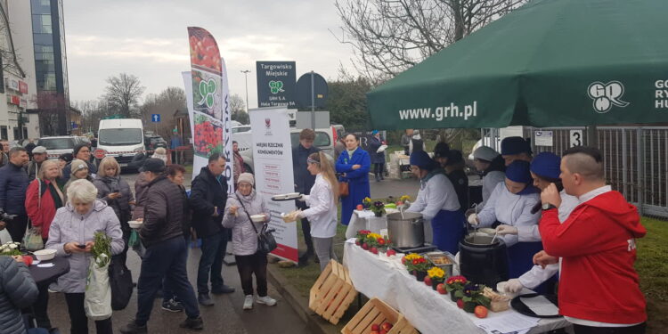 Świąteczny żurek na gorzowskim rynku