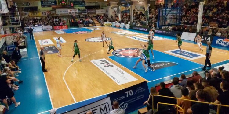 Ostatnia Prosta: koszykówka, żużel, lekkoatletyka