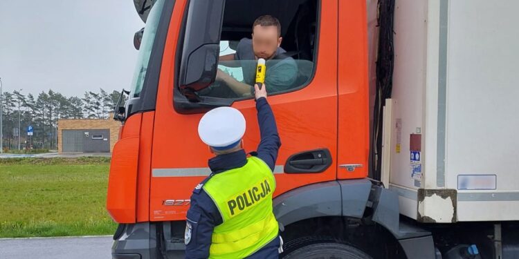 Pijani, pod wpływem narkotyków lub bez prawa prowadzenia pojazdów – oto bilans kontroli drogowych