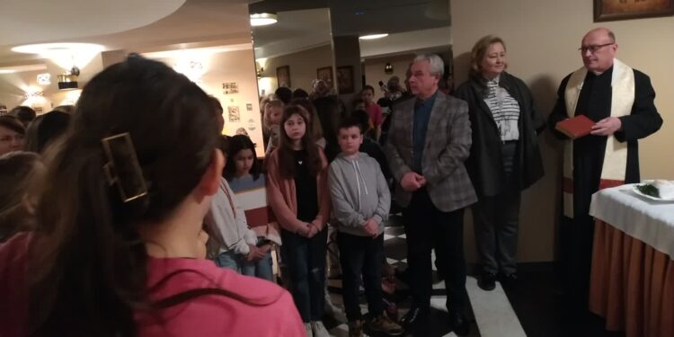 Święcenie pokarmów dla Ukraińców w Hotelu Mieszko