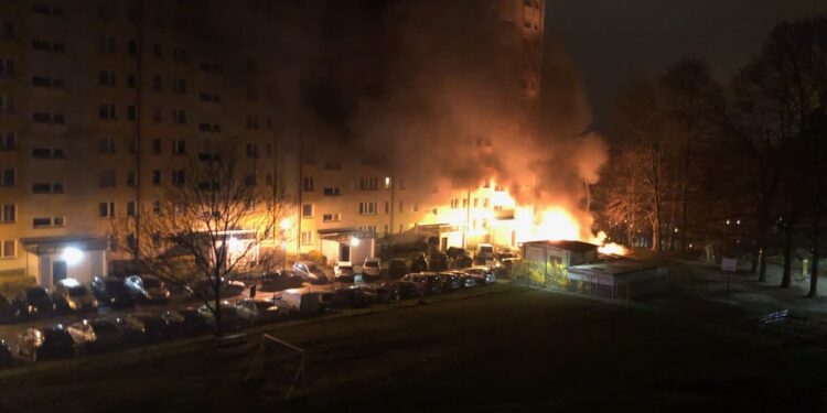 Pożar aut przy Reja. Duże straty [ZDJĘCIA]