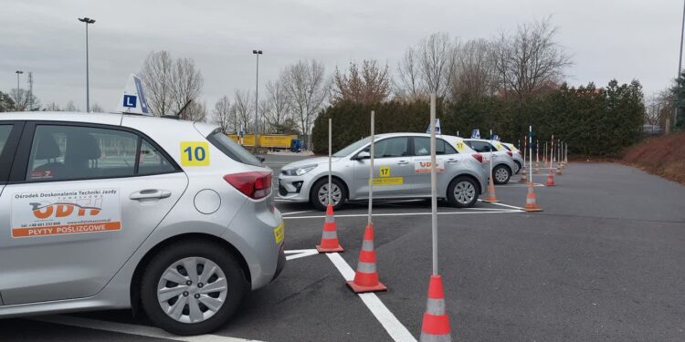 W Lubuskiem nie zdobędziesz prawa jazdy. Egzaminatorzy WORD w Zielonej Górze i Gorzowie Wlkp. nie stawiają się do pracy