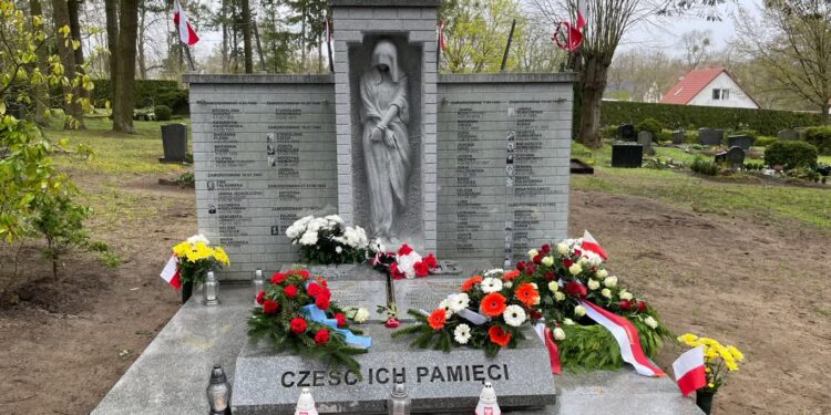 Upamiętniono ofiary niemieckiego obozu Ravensbrück