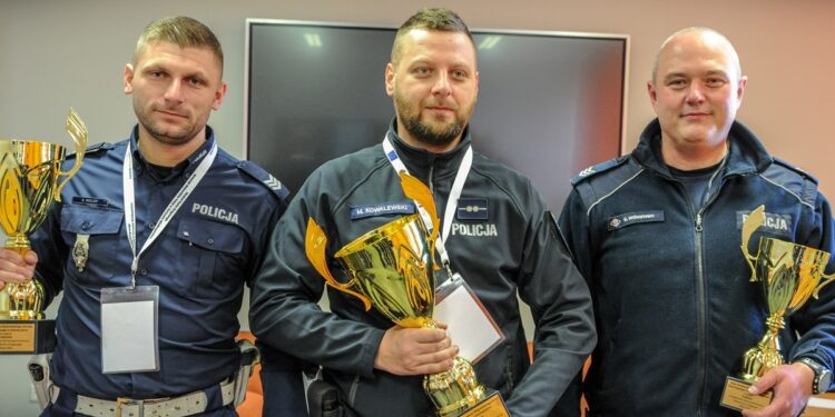Najlepsi policjanci lubuskiej drogówki wyłonieni. Funkcjonariusze powalczą o tytuł najlepszego w kraju