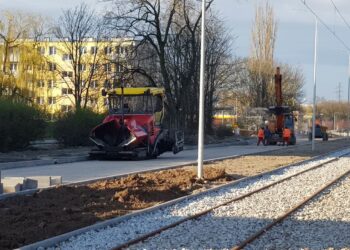 Na DK 22 pracują, ale czy pełną parą?