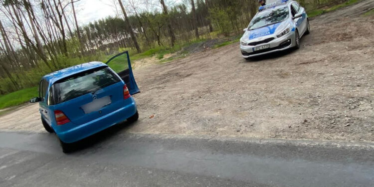 64-latek z kawalerską fantazją. Kompletnie pijany i bez prawa jazdy odwoził kolegę