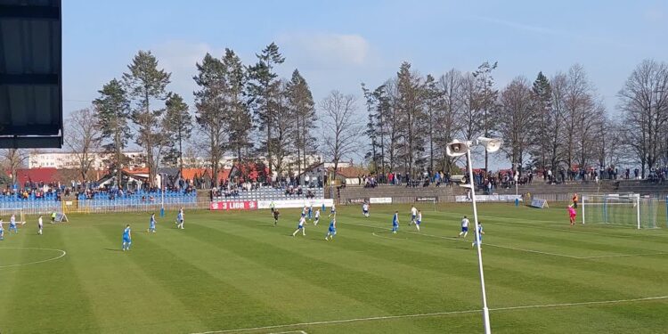 Stilon prowadził 2:0, a potem stracił 5 bramek!