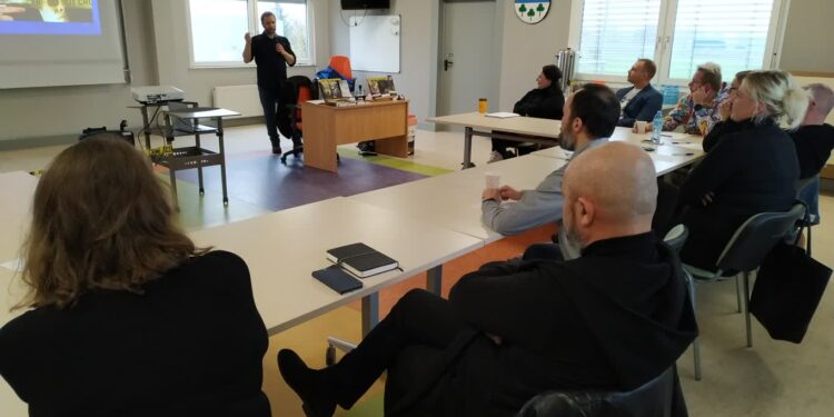 Czy mamy pociąg do kryminałów czyli I Zlot Fanów Kryminałów Ziemi Lubuskiej