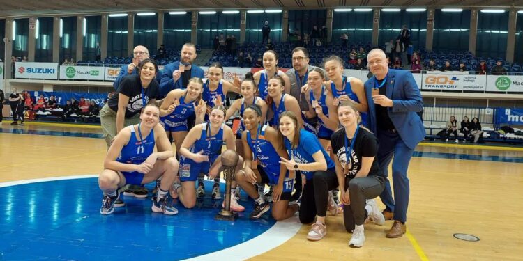 Koniec wieńczy dzieło czyli dziewczyny lubią brąz