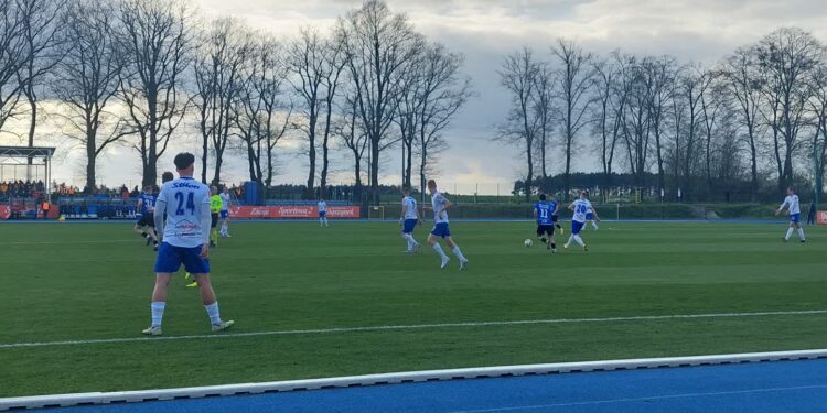 Stilon zdeklasował Syrenę