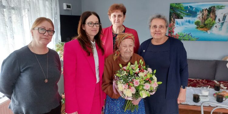 100-latka w gminie Świdnica otrzymała dodatkową emeryturę