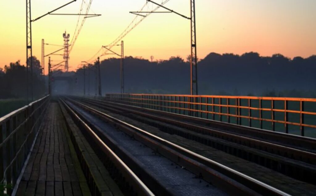 Projekt remontu linii kolejowej z Gorzowa do Poznania znalazł się na liście priorytetowej rządowego programu Kolej Plus.