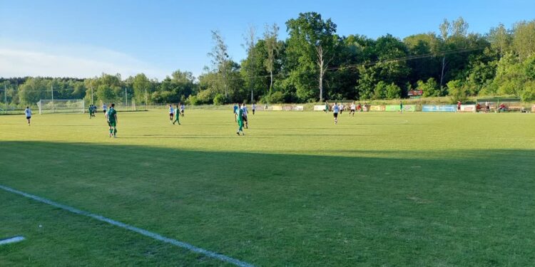 Rezerwy Warty prawie z awansem