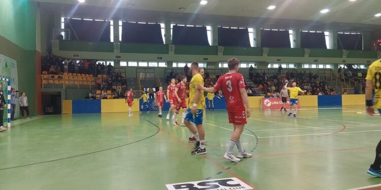 Stal przegrała ze zdegradowaną Warmią i w TOP 3 nie będzie