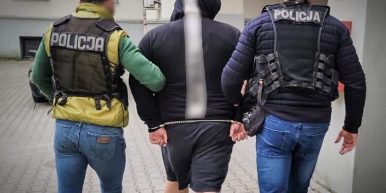 Zatrzymano podejrzanego o napad na bank w Nowogrodzie Bobrzańskim