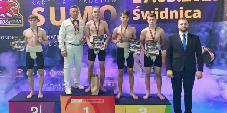 Medal i przepustka na imprezę międzynarodową dla zawodnika Jamniuka