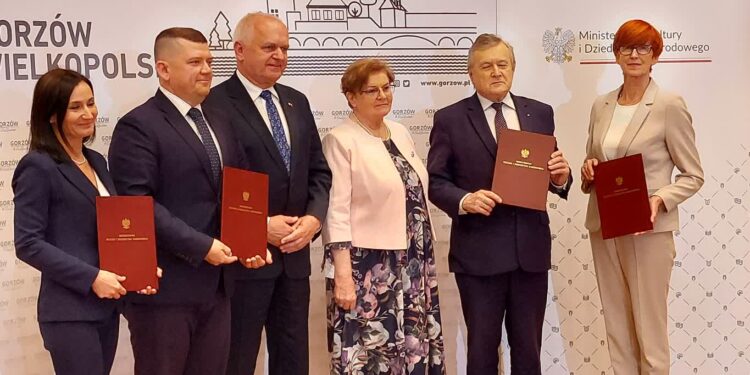 Umowa podpisana. Ministerstwo współprowadzi Gorzowską Filharmonię