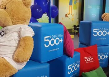 ZUS przypomina o składaniu wniosków o 500+