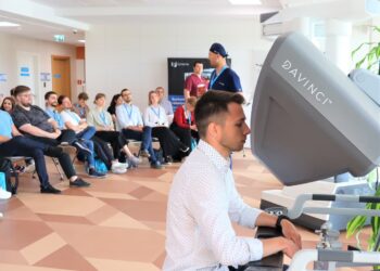 Chirurdzy ujarzmiali robota da Vinci. Gorzowska lecznica zna wartość nowoczesnych technik leczenia [ZDJĘCIA]